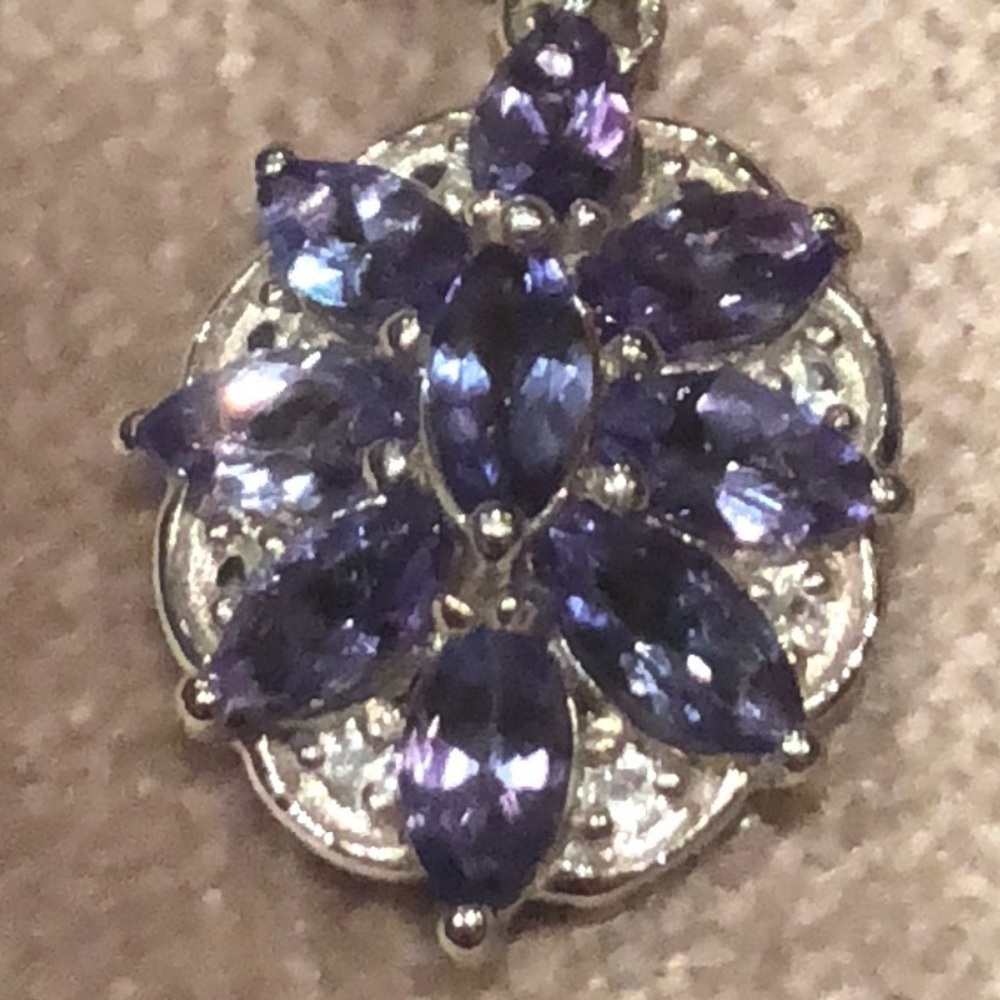 Genuine Tanzanite Flower Pendant Necklace Nwts